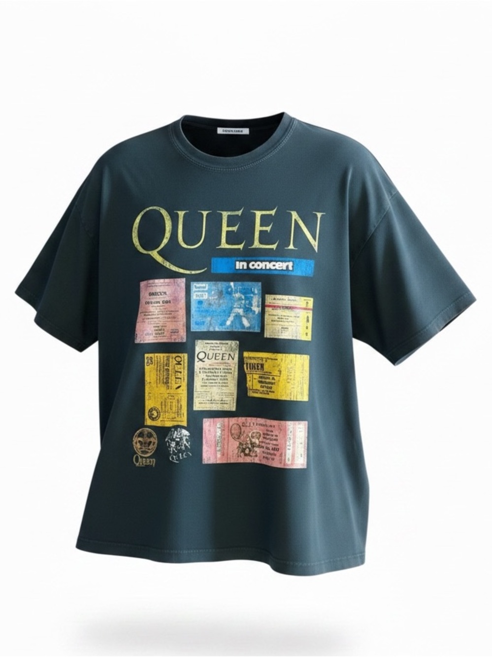 Daydreamer Queen In Concert Graphic Band Tee One Size Oversized Made in USA